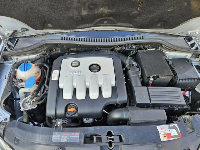 Seat Leon 2.0TDI-140кс= 6СКОРОСТИ= АВТОПИЛОТ= КЛИМАТРОНИК - автомобили, коли, обяви за нови и употребявани 15