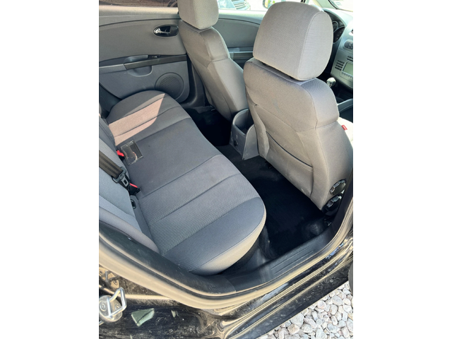 Seat Leon TDi - автомобили, коли, обяви за нови и употребявани 2