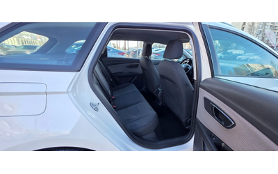 Seat Leon 1.6TDI 115k.c ITALIA EURO 6B - автомобили, коли, обяви за нови и употребявани 11