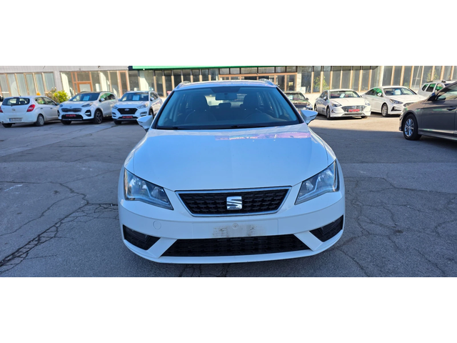 Seat Leon 1.6TDI 115k.c ITALIA EURO 6B - автомобили, коли, обяви за нови и употребявани 5
