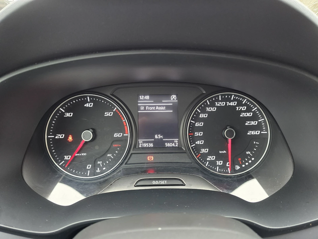 Seat Leon 1.6TDI 115к.с STYLE - автомобили, коли, обяви за нови и употребявани 16