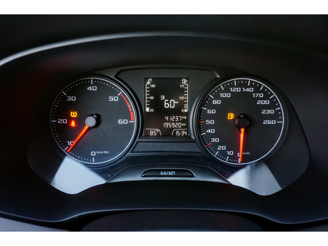 Seat Leon 1.6TDI BUSINESS - автомобили, коли, обяви за нови и употребявани 8