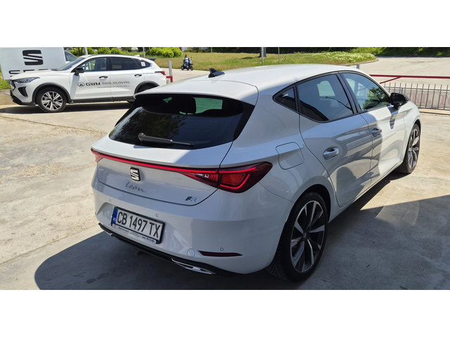 Seat Leon 73хил. км. FR 2023г. БЕНЗИН 150 к.с. - автомобили, коли, обяви за нови и употребявани 3