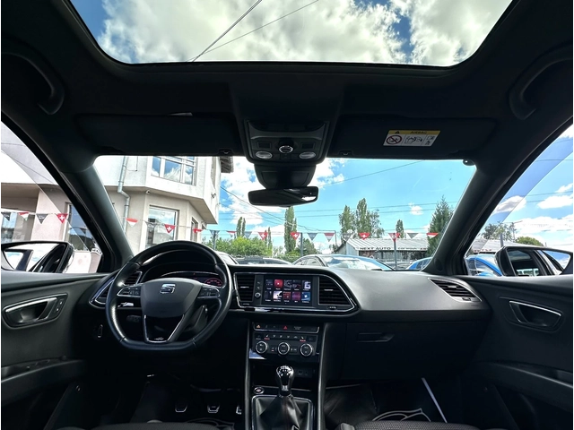 Seat Leon FR 1.4TSI 125HP PANO DIGITAL KEYLESS 100 000KM - автомобили, коли, обяви за нови и употребявани 8