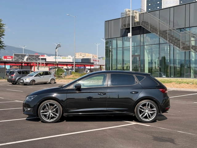 Seat Leon 2.0TDI FR 185k Лизинг през Уникредит по 156 евро - автомобили, коли, обяви за нови и употребявани 3