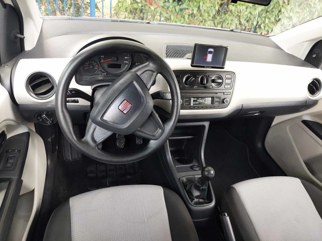 Seat Mii 1, 0i 60ps NAVI - автомобили, коли, обяви за нови и употребявани 5