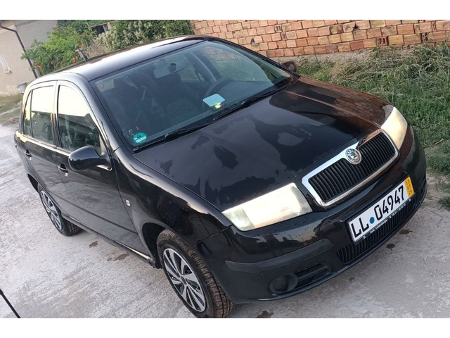 Skoda Fabia 1,2 бензин, климатик - автомобили, коли, обяви за нови и употребявани 1