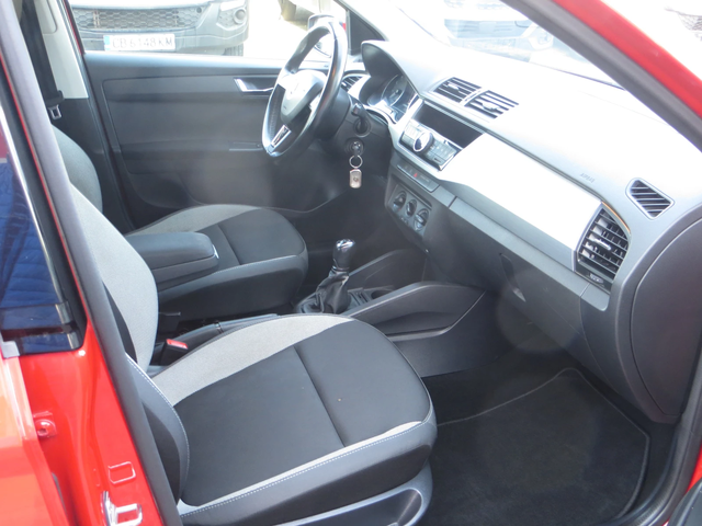 Skoda Fabia 1.0 Euro 6b N1 - автомобили, коли, обяви за нови и употребявани 10