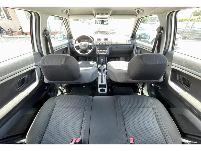 Skoda Fabia 1.6TDI 75HP - автомобили, коли, обяви за нови и употребявани 8