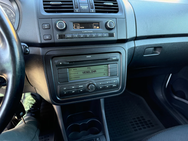 Skoda Fabia 1.6 tdi - автомобили, коли, обяви за нови и употребявани 10