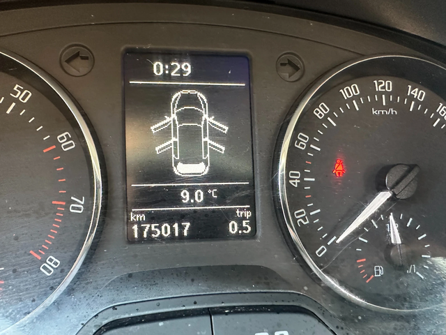 Skoda Fabia 1.2TSI 86kc FACE SCOUT - автомобили, коли, обяви за нови и употребявани 10