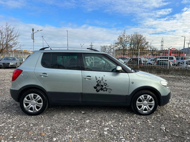 Skoda Fabia 1.2TSI 86kc FACE SCOUT - автомобили, коли, обяви за нови и употребявани 5
