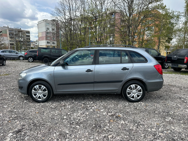 Skoda Fabia 1.2TSI 69kc EURO5b - автомобили, коли, обяви за нови и употребявани 1