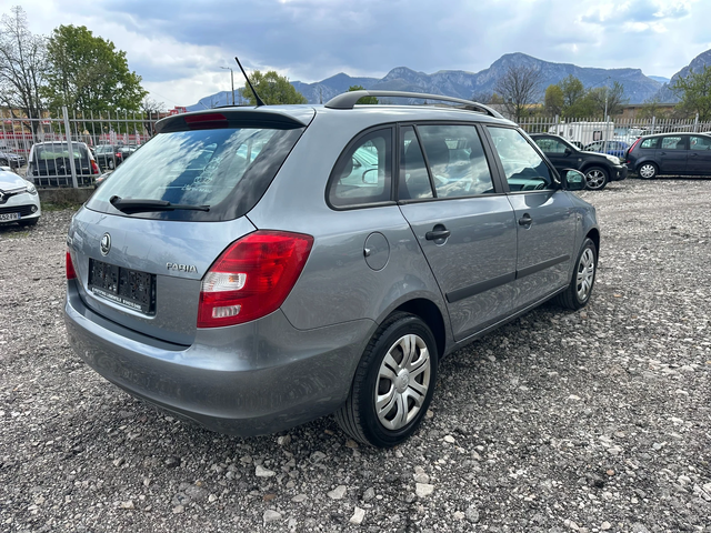 Skoda Fabia 1.2TSI 69kc EURO5b - автомобили, коли, обяви за нови и употребявани 4