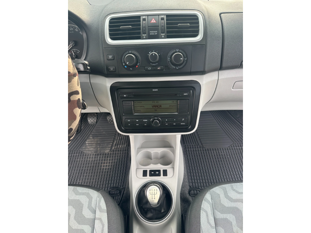 Skoda Fabia 1, 2I 69kc - автомобили, коли, обяви за нови и употребявани 11