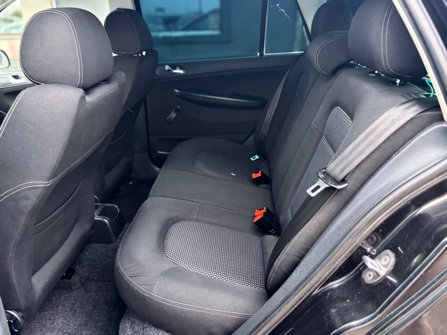 Skoda Fabia - автомобили, коли, обяви за нови и употребявани 8