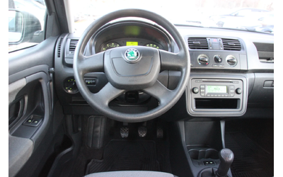 Skoda Fabia 1.2 i  НОВ ВНОС ГЕРМАНИЯ - автомобили, коли, обяви за нови и употребявани 12