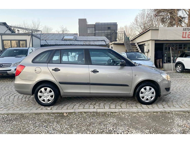Skoda Fabia 1.2 i  НОВ ВНОС ГЕРМАНИЯ - автомобили, коли, обяви за нови и употребявани 3