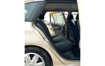 Skoda Fabia 1.4D 75HP - автомобили, коли, обяви за нови и употребявани 11