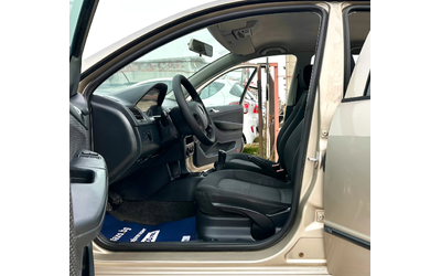 Skoda Fabia 1.4D 75HP - автомобили, коли, обяви за нови и употребявани 8