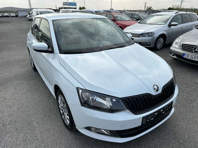 Skoda Fabia 1.4TDI* 90 к.с* КАТО НОВА!! - автомобили, коли, обяви за нови и употребявани 1