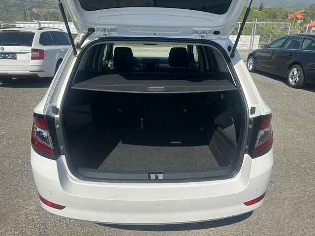 Skoda Fabia DSG* ECO* KEYLESS* LED* ПОДГРЕВ* КАТО НОВА - автомобили, коли, обяви за нови и употребявани 16