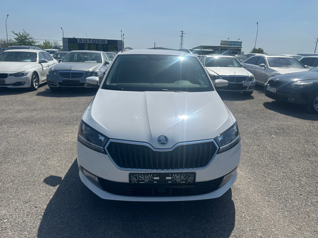 Skoda Fabia DSG* ECO* KEYLESS* LED* ПОДГРЕВ* КАТО НОВА - автомобили, коли, обяви за нови и употребявани 2