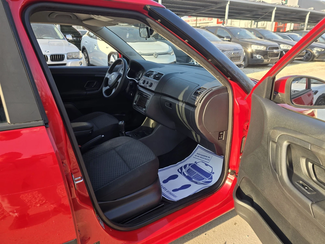 Skoda Fabia 1.2TSI 86к.с Топ състояние - автомобили, коли, обяви за нови и употребявани 12