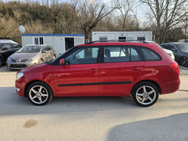 Skoda Fabia 1.2TSI 86к.с Топ състояние - автомобили, коли, обяви за нови и употребявани 6