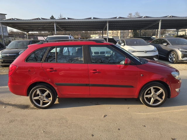 Skoda Fabia 1.2TSI 86к.с Топ състояние - автомобили, коли, обяви за нови и употребявани 7