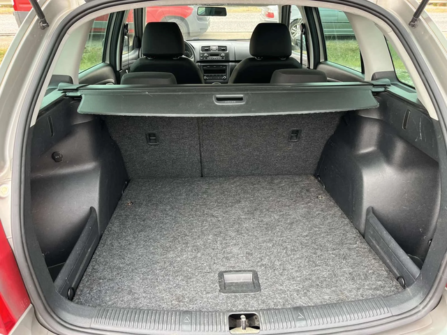 Skoda Fabia 1.6TDI 90кс COMMON RAIL EURO 5 КЛИМАТРОНИК - автомобили, коли, обяви за нови и употребявани 13