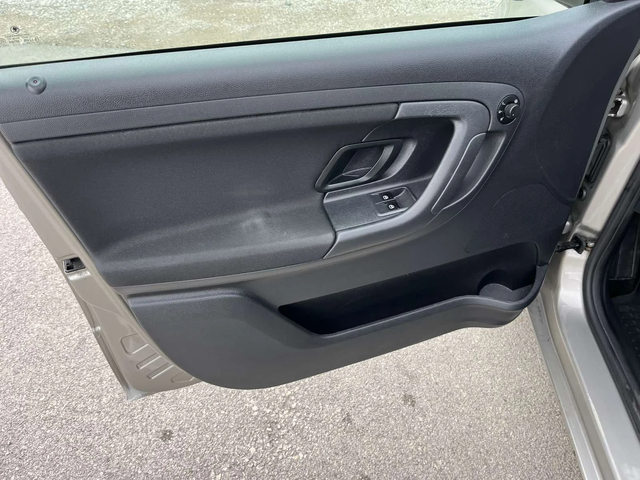 Skoda Fabia 1.6TDI 90кс COMMON RAIL EURO 5 КЛИМАТРОНИК - автомобили, коли, обяви за нови и употребявани 6