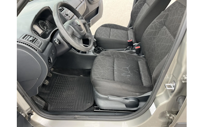 Skoda Fabia 1.6TDI 90кс COMMON RAIL EURO 5 КЛИМАТРОНИК - автомобили, коли, обяви за нови и употребявани 7