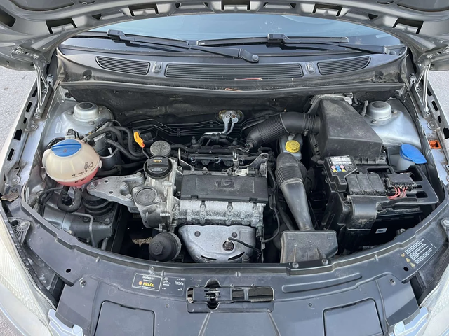 Skoda Fabia 1.2I 69кс. 72 000км EURO 4 КЛИМАТИК - автомобили, коли, обяви за нови и употребявани 14