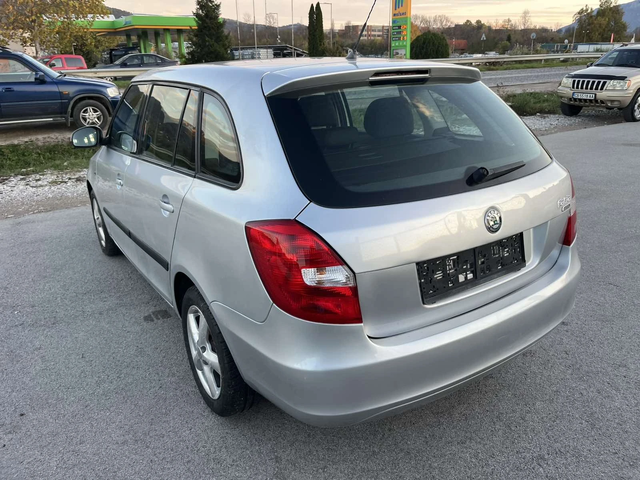 Skoda Fabia 1.2I 69кс. 72 000км EURO 4 КЛИМАТИК - автомобили, коли, обяви за нови и употребявани 4