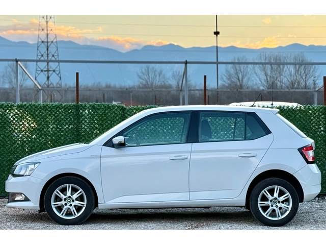 Skoda Fabia 1.0i 92000km EURO 6 - автомобили, коли, обяви за нови и употребявани 3