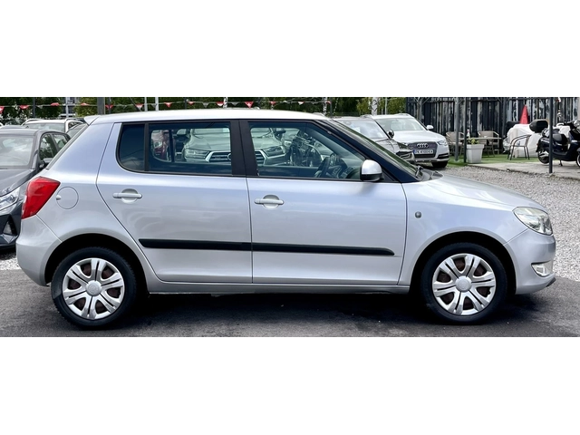 Skoda Fabia 1.6TDI 75HP - автомобили, коли, обяви за нови и употребявани 3