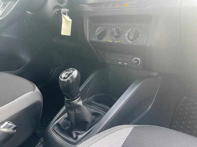 Skoda Fabia N1 Върнат от Лизинг Euro 6B - автомобили, коли, обяви за нови и употребявани 14