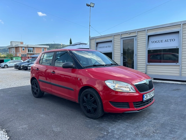 Skoda Fabia 1.2i* КЛИМАТИК - автомобили, коли, обяви за нови и употребявани 1