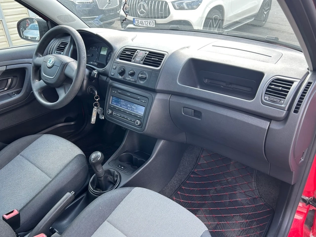 Skoda Fabia 1.2i* КЛИМАТИК - автомобили, коли, обяви за нови и употребявани 4