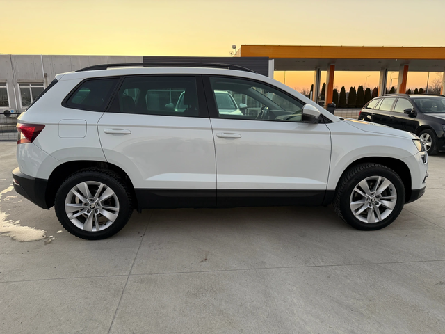 Skoda Karoq -2.0TDI-4х4-М/T-150kc - автомобили, коли, обяви за нови и употребявани 5
