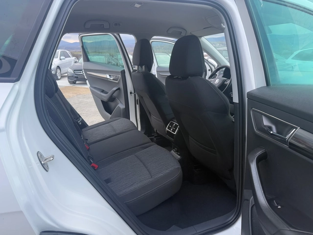 Skoda Karoq 2.0TDI 150 ks 4x4 DSG Собствен лизинг !!! - автомобили, коли, обяви за нови и употребявани 9
