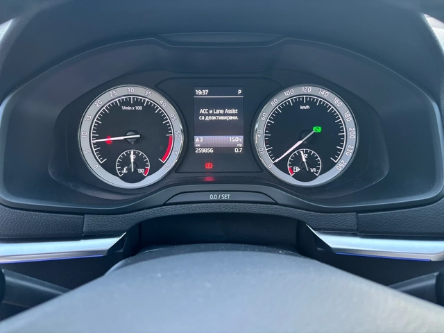 Skoda Karoq 2.0-TDI Style 4x4/Keyless/LED/ОБСЛУЖЕНА! - автомобили, коли, обяви за нови и употребявани 10