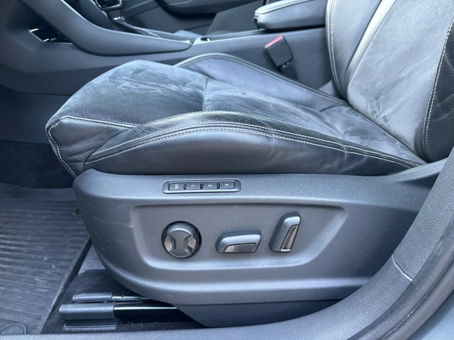 Skoda Karoq 2.0-TDI Style 4x4/Keyless/LED/ОБСЛУЖЕНА! - автомобили, коли, обяви за нови и употребявани 11