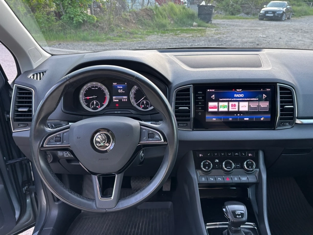 Skoda Karoq 2.0-TDI Style 4x4/Keyless/LED/ОБСЛУЖЕНА! - автомобили, коли, обяви за нови и употребявани 9