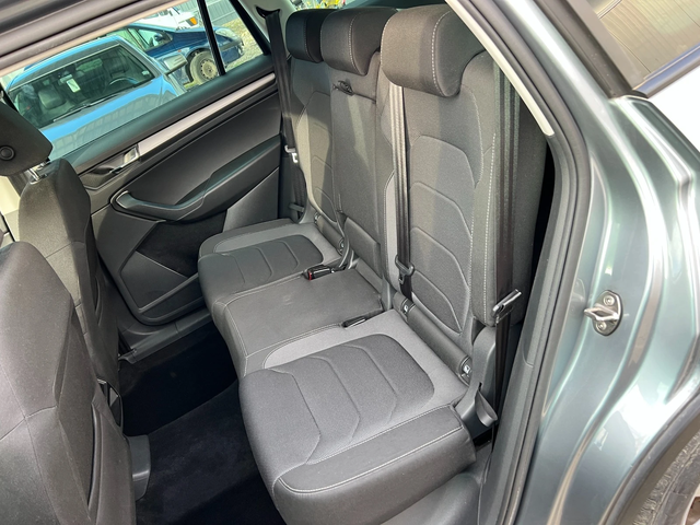Skoda Kodiaq 2.0TDI-4X4-NAVI-KEYLESS-ADAPTIVE LED-OFFROAD PACK - автомобили, коли, обяви за нови и употребявани 13