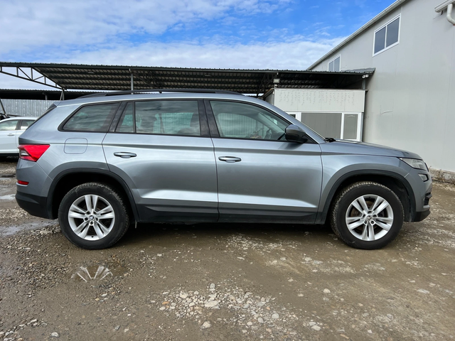 Skoda Kodiaq 2.0TDI-4X4-NAVI-KEYLESS-ADAPTIVE LED-OFFROAD PACK - автомобили, коли, обяви за нови и употребявани 3