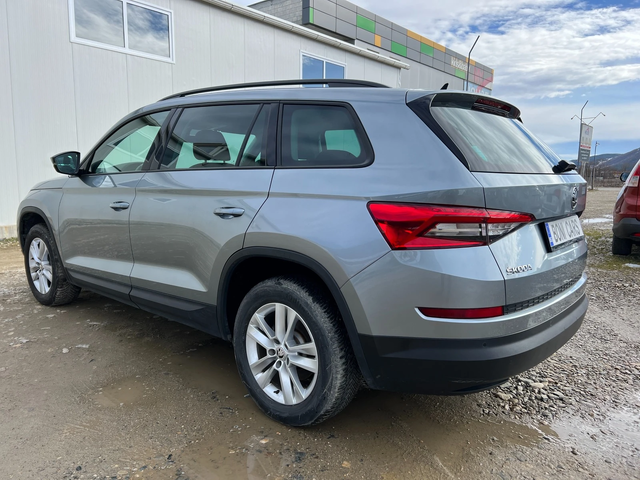 Skoda Kodiaq 2.0TDI-4X4-NAVI-KEYLESS-ADAPTIVE LED-OFFROAD PACK - автомобили, коли, обяви за нови и употребявани 6