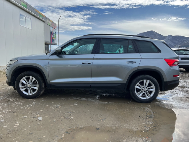 Skoda Kodiaq 2.0TDI-4X4-NAVI-KEYLESS-ADAPTIVE LED-OFFROAD PACK - автомобили, коли, обяви за нови и употребявани 7