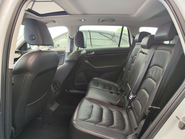 Skoda Kodiaq 2.0#CAMERA#PODGREV#PANORAMA#DIGITAL#LIZING - автомобили, коли, обяви за нови и употребявани 5